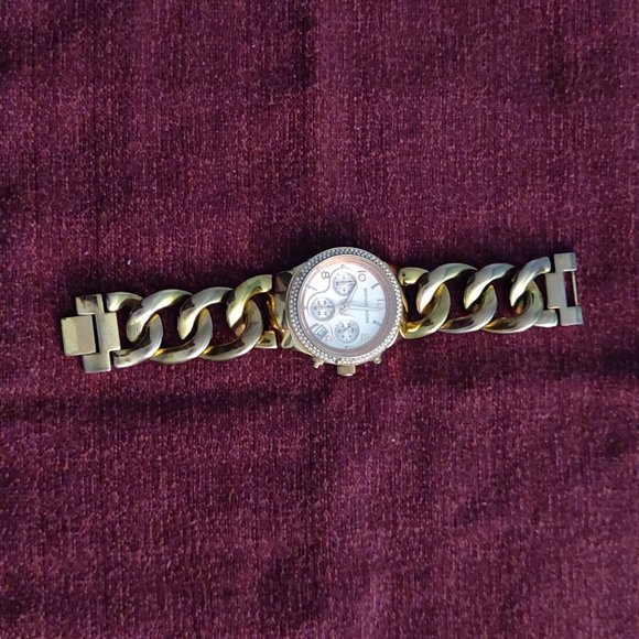 Amaze-Zing (B4) Sale!! SP#212 Michael Kors Watch - Picture 2 of 9